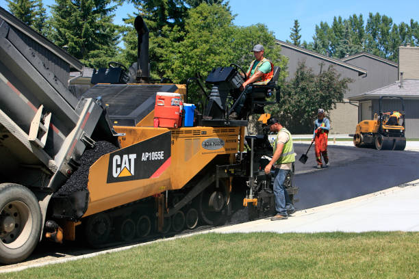 Best Professional Driveway Pavers  in Monticello, IA